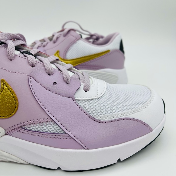 WMNS Nike Air Max Excee - Picture 4 of 10